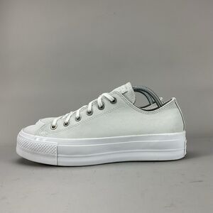 Chuck Taylor Converse All Star Lift Platform Women’s 10 Casual Sneaker White EUC